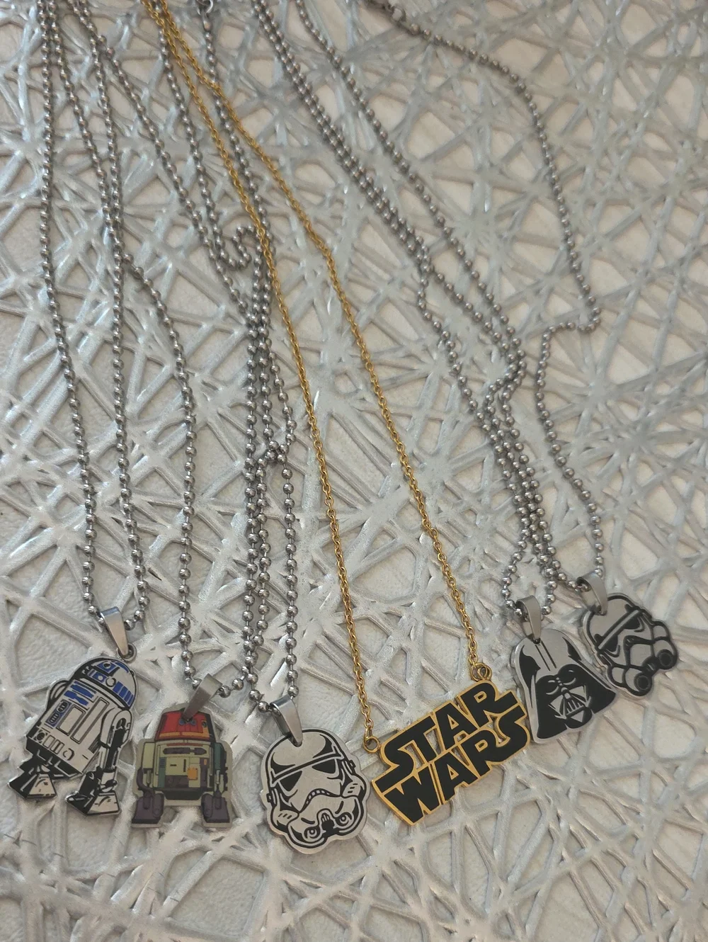 Star Wars Kids Necklace Set - Gold & Silver Character Pendants